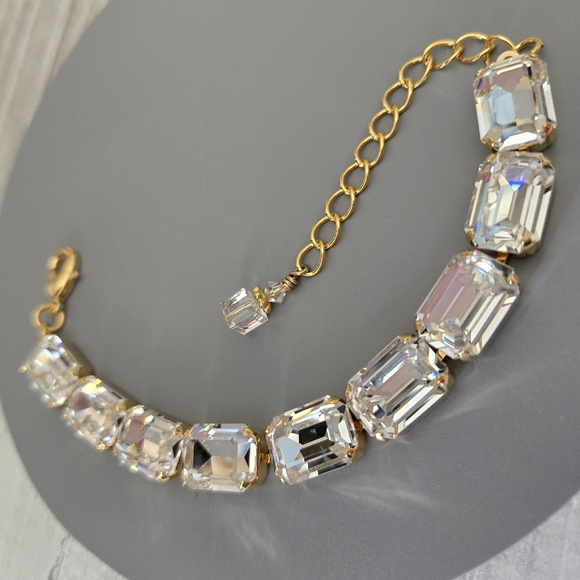 Austrian Crystal Bracelet in Gold - Picture 2 of 10